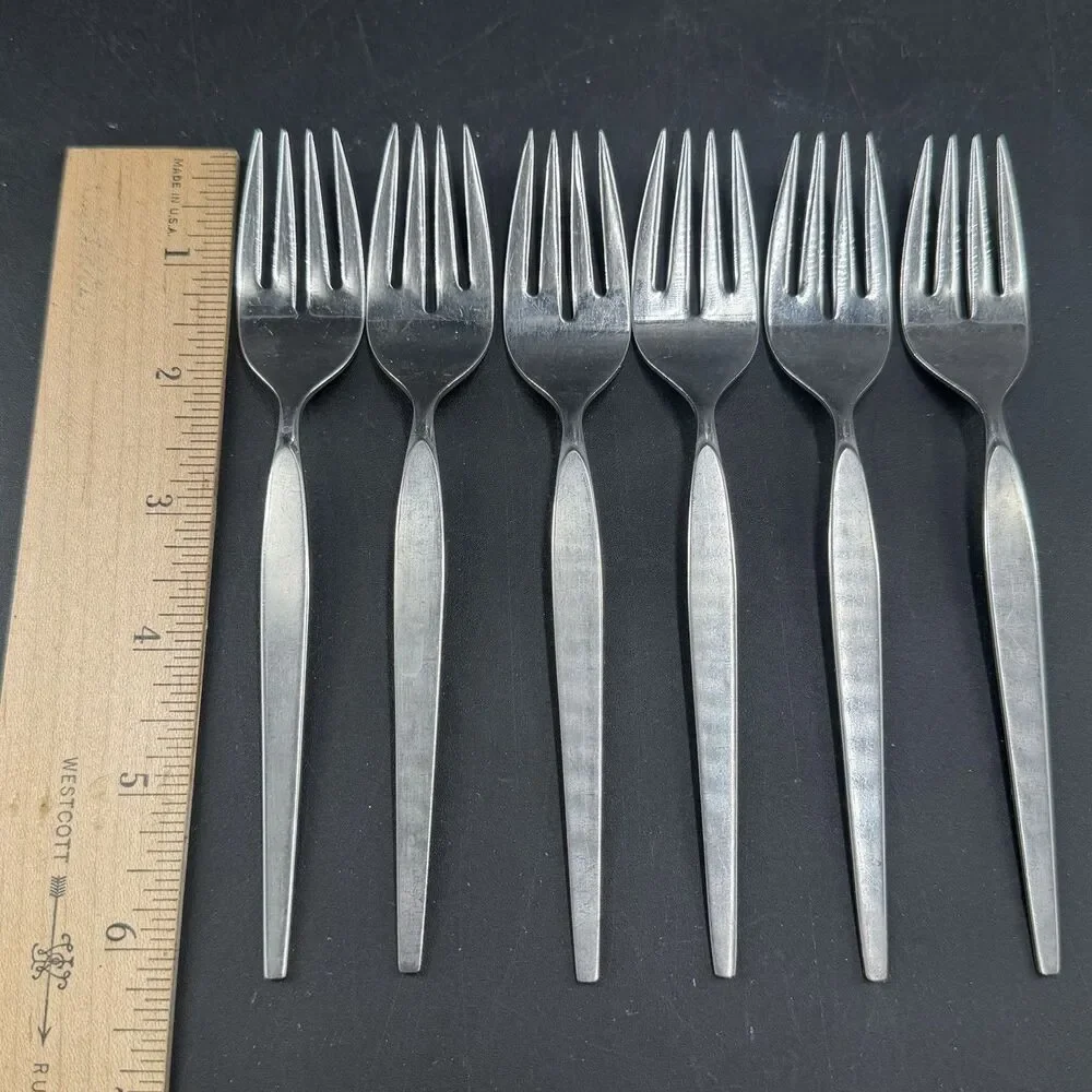 (6) Oneida Community Frostfire Stainless Salad Forks 6 5/8